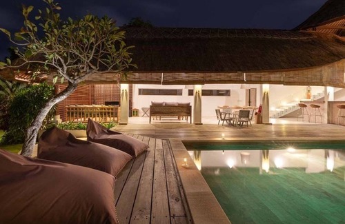 Padonan Villa | 4BR VILLA PERFECT FOR GROUP HOLIDAY BALI