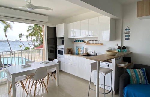 Nettle Bay Apartment | 4ever Studio Rénové, vue Lagon, Pieds Dans L'eau