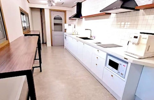 Hannamil-tong Apartment | 4Min Walk - Sinsa Station Line3 - #Gangnam #Garosugil #Central #Clinic