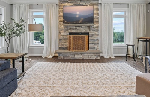Louisa House | 5 acre sprawling waterfront estate, Spectacular views, heated pool/hot tub