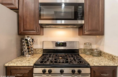 Downtown Salt Lake City House | 5 bd Remodeled Private Home +2 Kitchens + Backyard Oasis+ Best Downtown Location