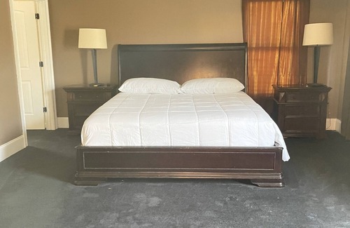 Lithonia House | 5 Bdrms/Swimming Pool/Indoor Hottub/Game Rm/Gated Home 20 mins from downtown Atl