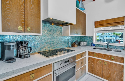 Lime Grove Estates House | 5 Bed/4.5 Bath~Pool/Hot Tub~Ocean Views-Boat Dock~Kayaks,Bikes, & more