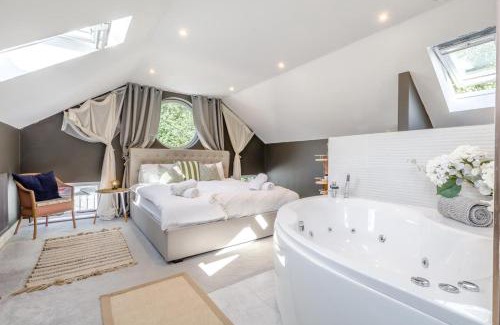 Blofield House | 5 Bed in Blofield oc-s33037