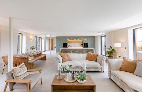 Barnstaple House | 5 Bed in Marwood oc-e32631