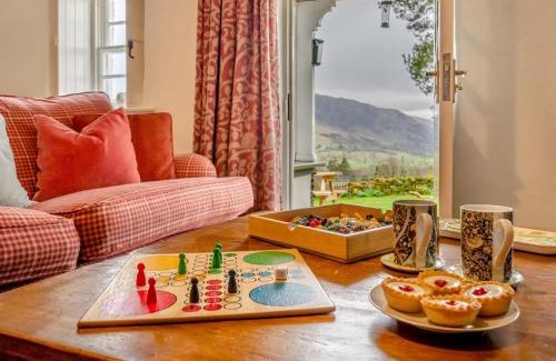 Threlkeld House | 5 Bed in Threlkeld SZ270