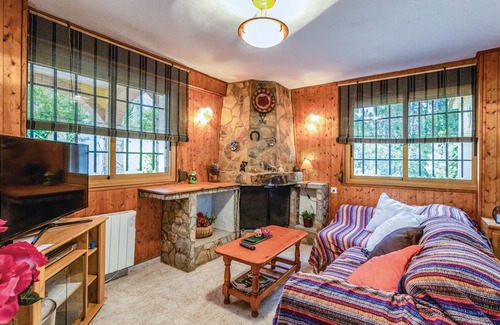 Mont Barbat House | 5 bedroom accommodation in Maçanet de la Selva