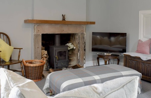 Chathill Cottage | 5 bedroom accommodation in Tynely, near Embleton