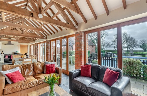 Skegness Cottage | 5 bedroom accommodation in Thorpe Culvert, near Skegness