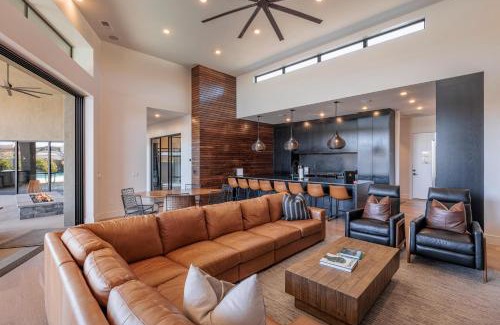 St. George House | 5-bedroom home with private amenities