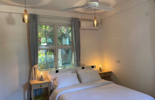 Gan Bed & Breakfast | 5-Bedroom Retreat, right next to Beach & Easy access to 3 Surf points!