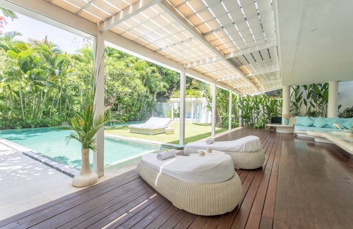 Batubelig Villa | 5 Bedroom Villa | EDEN - The Residence at the Sea
