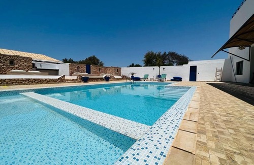 Ounagha Villa | 5-bedroom villa with private pool and games room