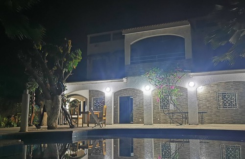 La Somone Villa | 5-BEDROOM VILLA WITH POOL AND LARGE ENCLOSED GARDEN