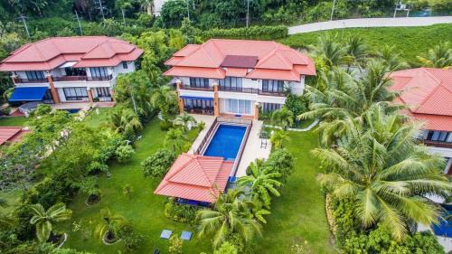 Choeng Thale Villa | 5 bedrooms Villa in Laguna village