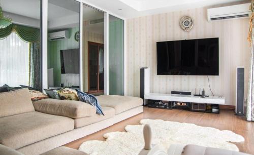 Choeng Thale Villa | 5 bedrooms Villa in Laguna village