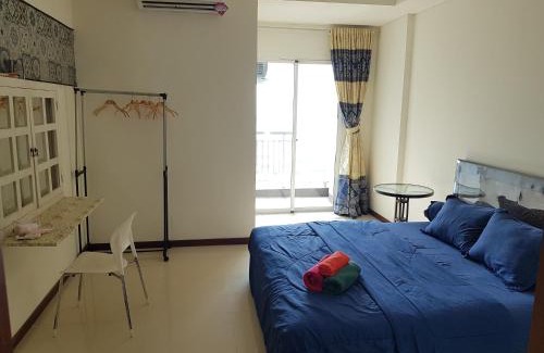 Pluit Apartment | 5 Beds 2 Bedroom Floor 20, Sea View, Fast Internet