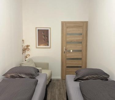 Lierenfeld Apartment | 5 Betten Montuerwhonung mit Waschmaschine