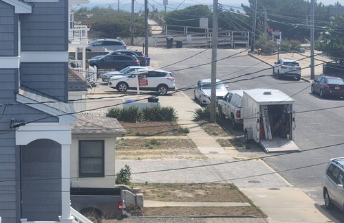 Ship Bottom House | 5 BR 2 Bath Oceanside Rental LBI New Jersey