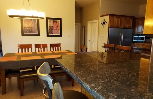 Page House | 5 BR/4 BA Home for Large Groups near Lake Powell/Antelope Canyon/Horseshoe Bend