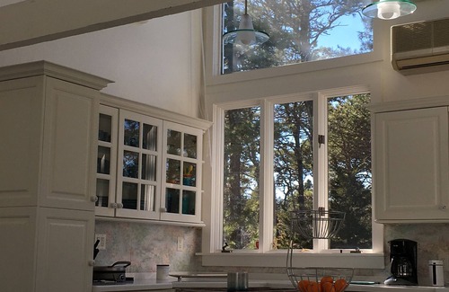 East Orleans House | 5 BR/4 bath w/heated pool .2 miles to Nauset Beach