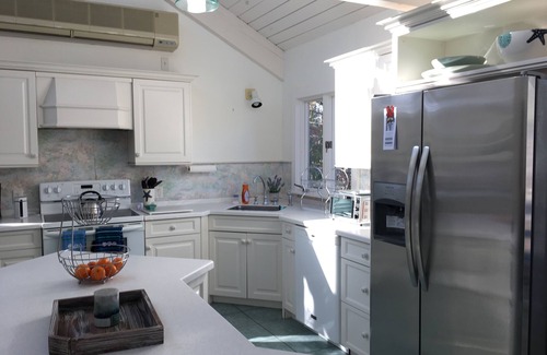 East Orleans House | 5 BR/4 bath w/heated pool .2 miles to Nauset Beach