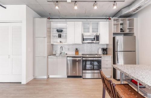 Gateway District Apartment | 5 Brand new combined apartments with city views