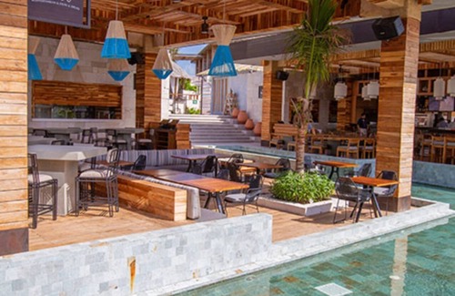 Villa Juarez Hotel | 5 DIMON HOTEL: Occupancy: 6 adults, 2 kids under 12 years old, One Jacuzzi Tub