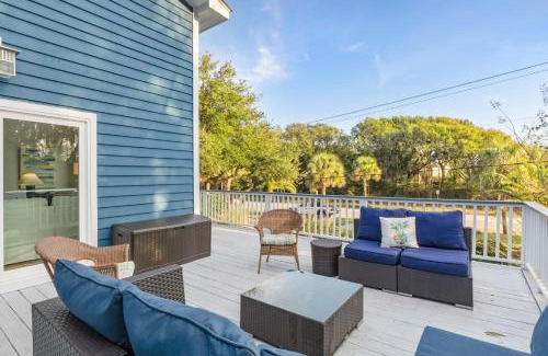 Isle of Palms House | 5 Edgewater Aly