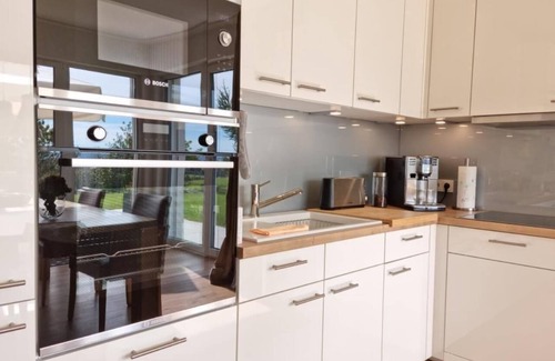 Kappel Apartment | 5*FeWo Alpenblick with garden terrace, WLAN, Netflix, KONUS card