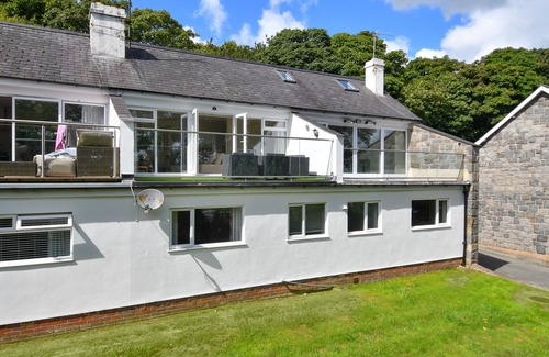 Llanbedrog House | 5 Glyn y Marian - Two Bedroom House, Sleeps 5