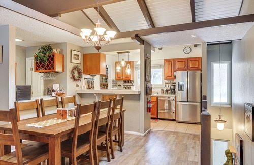 Incline Village Condo | 5 Mi to Lake Access: Incline Village Condo w/Deck