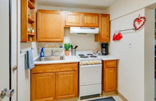 Fairbanks Apartment | 5 Mi to Museum of the North Studio with Yard!