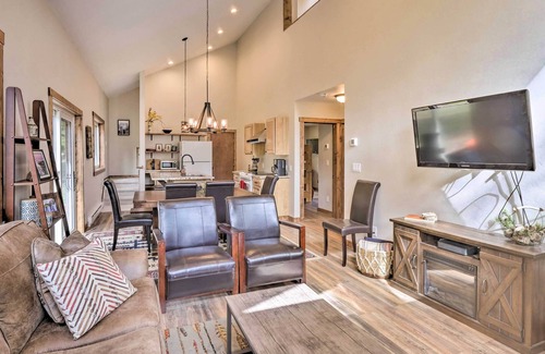Sunny Slope House | 5 Mi to Ski Resort: Mtn-View Breck Home w/Hot Tub