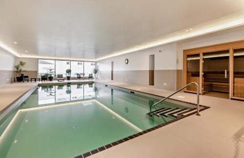 Mortehoe Apartment | 5 Middlecombe - Luxury Apartment at Byron Woolacombe, only 4 minute walk to Woolacombe Beach!