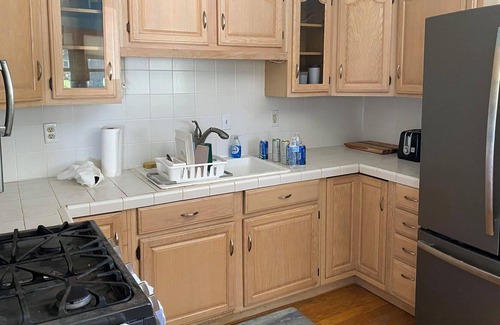 Dunkirk Cottage | .5 Miles To Public Sanded Beach - it's "5 O'Clock Somewhere" on Lake Erie