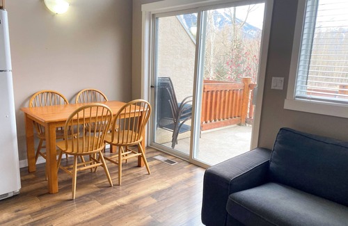 East Kootenay Condo | 5 Min. Drive to the Resort and Fernie.