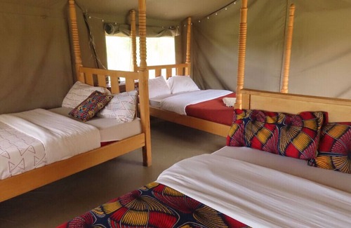 Maasai Mara Cabin | 5 min From Masai Mara NP! Affordable Glamping Tents Available Hosted by Maasai
