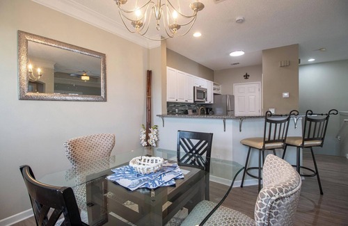 Biloxi Villa | 5 min walk to the beach! In this 945 sq feet 1bed, 1bed Condo!nn