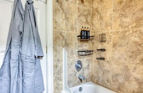 Metropolitan House | 5 mins to DT, Forsyth & Starland - Mini Gym - Balcony - Parking