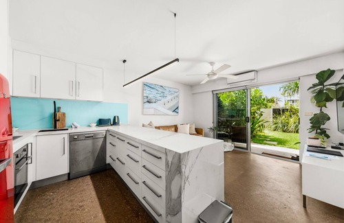 Noosa Heads Apartment | 5 mins walk to Hastings Street