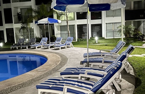 Manzanillo House | 5 minutes from the beach and pool