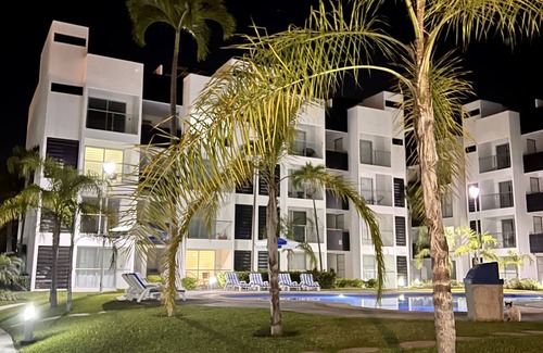 Manzanillo House | 5 minutes from the beach and pool