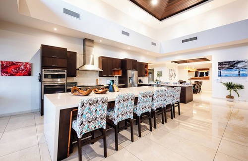 El Ocotal House | 5 MINUTES TO BEACH! Dazzling Luxury Hilltop Estate w/MASSIVE Outdoor Oasis!