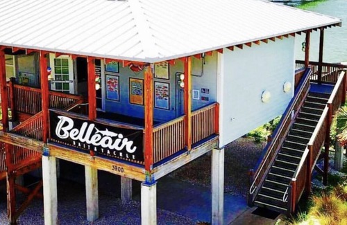 Harbor Bluffs House | 5 minutes to beach, golf cart included!!