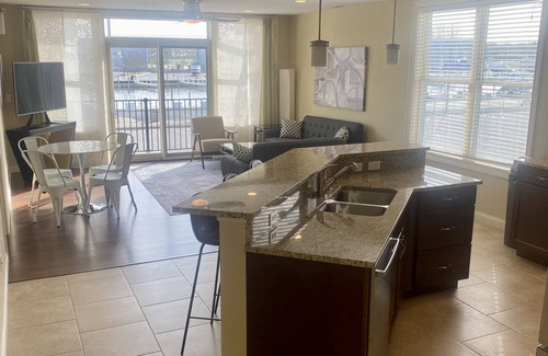 Saint Joseph Condo | 5 Minutes to Silver Beach! Condo with Marina views and rooftop deck!