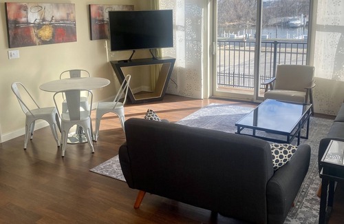 Saint Joseph Condo | 5 Minutes to Silver Beach! Condo with Marina views and rooftop deck!