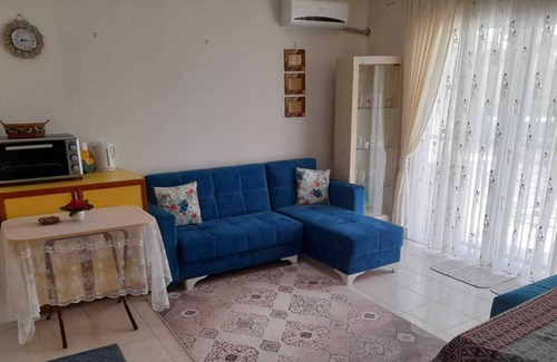 Kusadasi City Centre Apartment | 5 minutes to the famous Long Beach