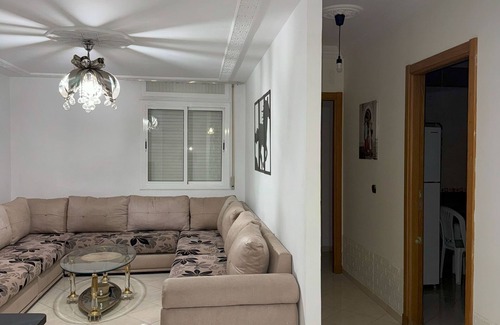 Bni Makada Apartment | 5 minutes to the Marjane ! Family-sized condo with terrace