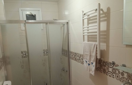 Icerenkoy Mahallesi Apartment | 5 Minutes to Trump Towers, 10 Minutes to Cevahir Mall